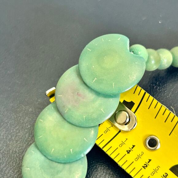Vintage Green Wood Disc Bead Necklace – Graduated Flat Beads – Statement Jewelry - Picture 8 of 14